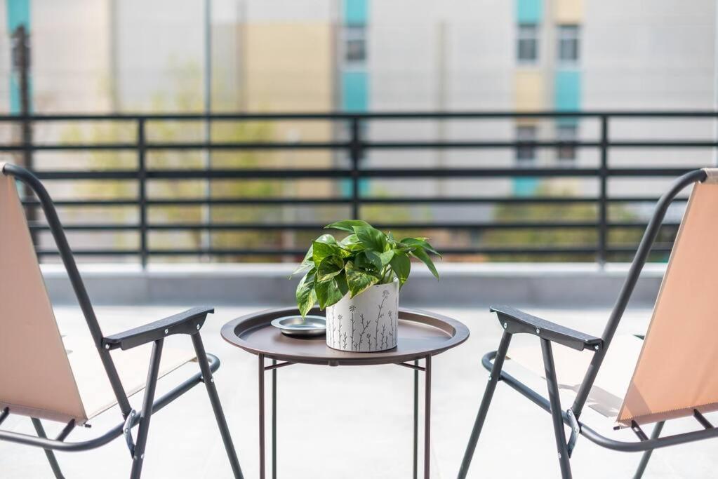 Peacock'S Terrace Appartement Piraeus Buitenkant foto